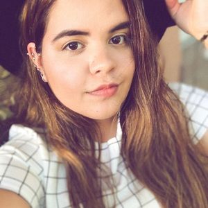 Meet your Posher, Melanie